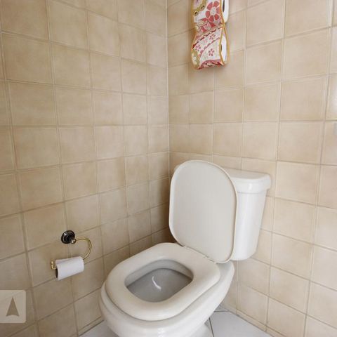 Casa à venda com 102m², 2 quartos e 4 vagasLavabo