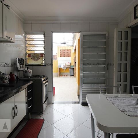 Casa à venda com 102m², 2 quartos e 4 vagasCozinha