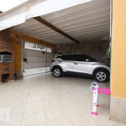 Casa à venda com 102m², 2 quartos e 4 vagasGaragem