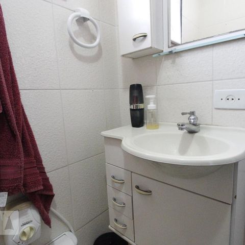 Casa à venda com 102m², 2 quartos e 4 vagasBanheiro 1