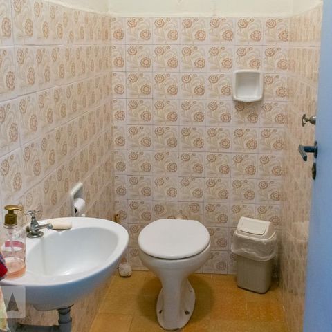 Casa para alugar com 200m², 3 quartos e 3 vagasBanheiro de serviço