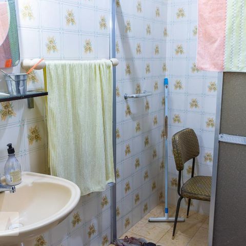 Casa para alugar com 200m², 3 quartos e 3 vagasBanheiro social