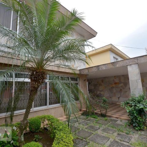 Casa à venda com 252m², 3 quartos e 3 vagasArea Externa