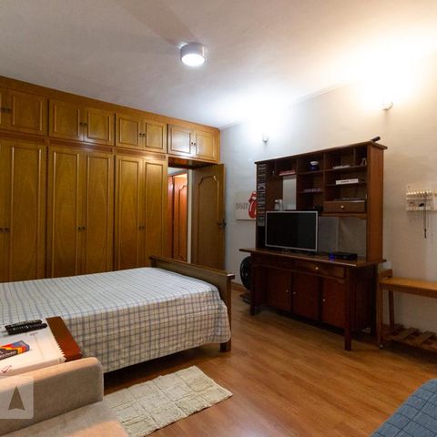Casa à venda com 330m², 3 quartos e 8 vagasSuíte 3