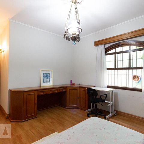 Casa à venda com 330m², 3 quartos e 8 vagasSuíte 2