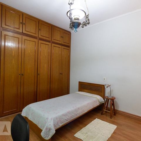 Casa à venda com 330m², 3 quartos e 8 vagasSuíte 2