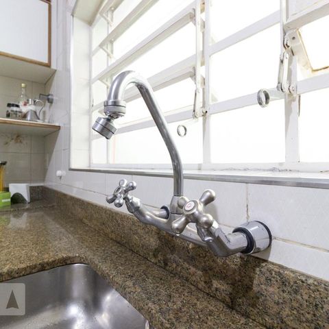 Casa à venda com 330m², 3 quartos e 8 vagasCozinha