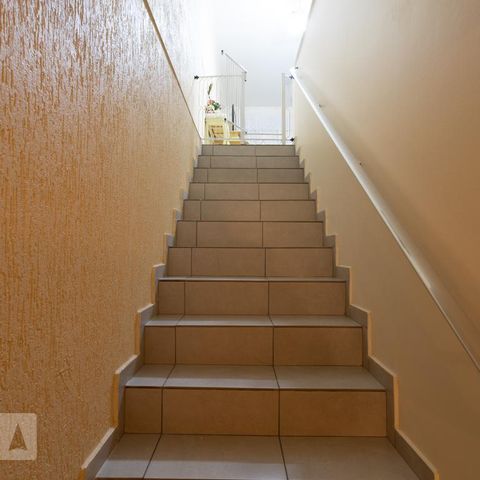 Casa à venda com 429m², 5 quartos e 1 vagaEscada