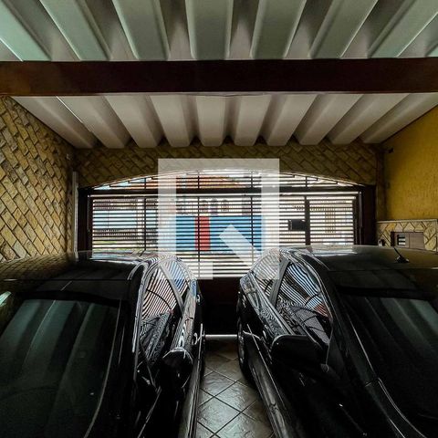 Casa à venda com 220m², 3 quartos e 2 vagasGaragem