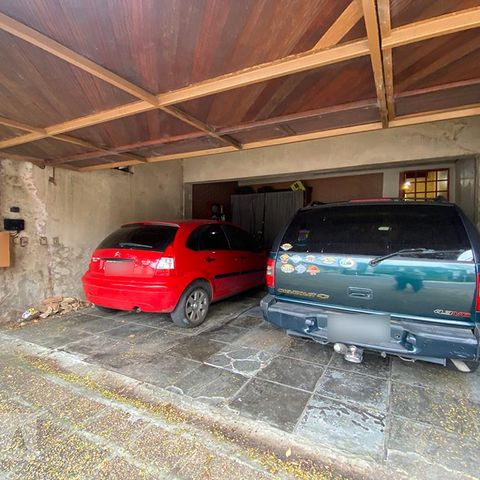 Casa à venda com 400m², 4 quartos e 2 vagasGaragem