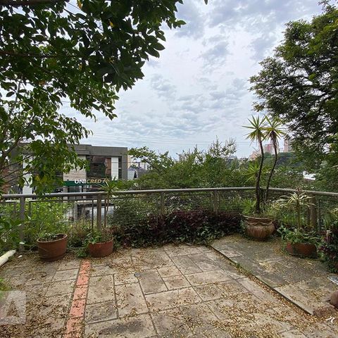 Casa à venda com 400m², 4 quartos e 2 vagasPátio