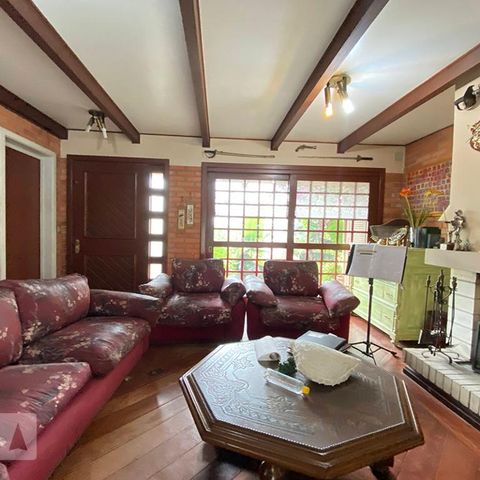 Casa à venda com 400m², 4 quartos e 2 vagasSala de Estar