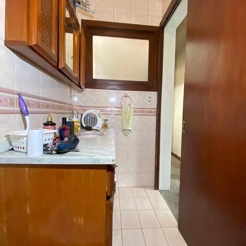 Casa à venda com 400m², 4 quartos e 2 vagasBanheiro 3
