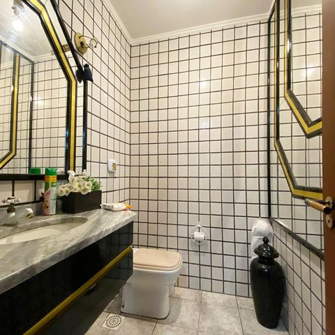 Casa à venda com 400m², 4 quartos e 2 vagasBanheiro 4