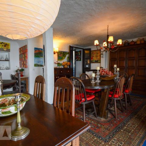 Casa à venda com 500m², 6 quartos e sem vagaSala