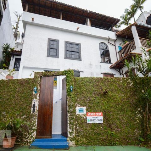 Casa à venda com 500m², 6 quartos e sem vagaFachada