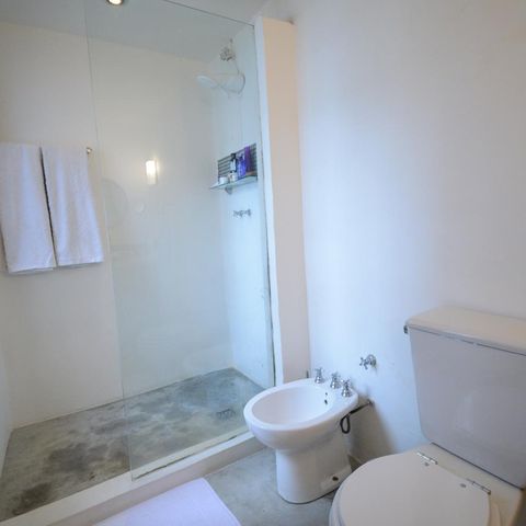 Casa à venda com 500m², 6 quartos e sem vagaBanheiro da Suíte 1