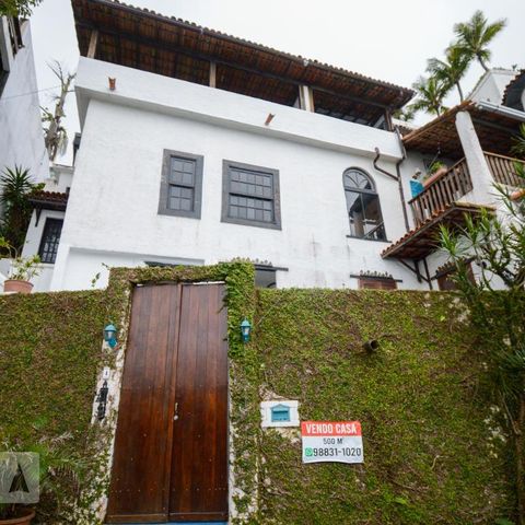 Casa à venda com 500m², 6 quartos e sem vagaFachada