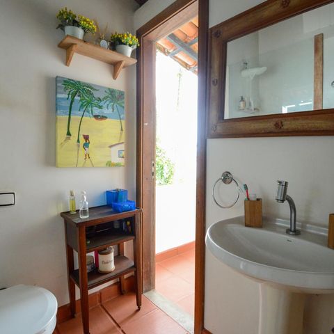 Casa à venda com 500m², 6 quartos e sem vagaBanheiro da Suíte 2