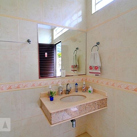 Casa para alugar com 400m², 4 quartos e 30 vagasBanheiro 3