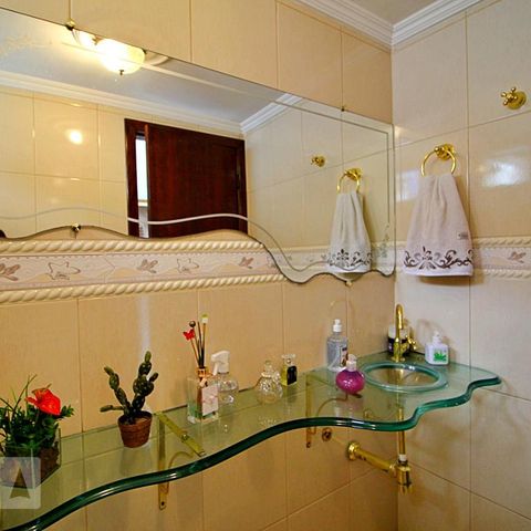 Casa para alugar com 400m², 4 quartos e 30 vagasLavabo