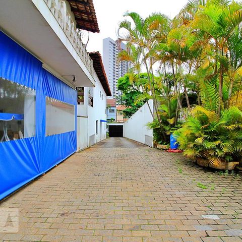 Casa para alugar com 400m², 4 quartos e 30 vagasGaragem