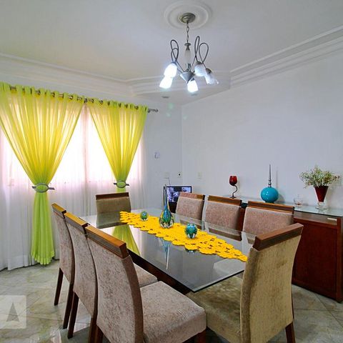 Casa para alugar com 400m², 4 quartos e 30 vagasCozinha
