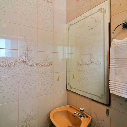 Casa para alugar com 400m², 4 quartos e 30 vagasBanheiro de Serviço