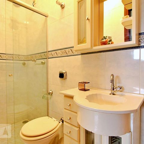 Casa para alugar com 400m², 4 quartos e 30 vagasBanheiro 1