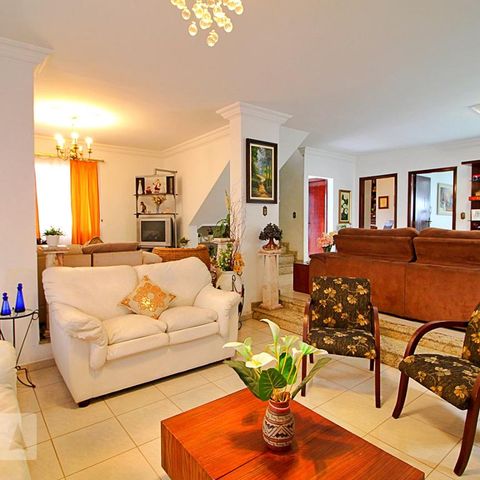 Casa para alugar com 400m², 4 quartos e 30 vagasSala