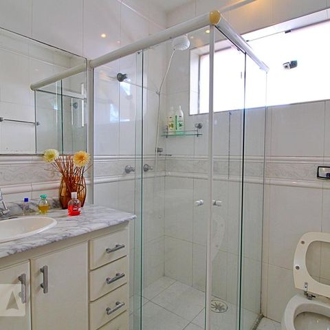 Casa para alugar com 400m², 4 quartos e 30 vagasBanheiro da Suíte 2