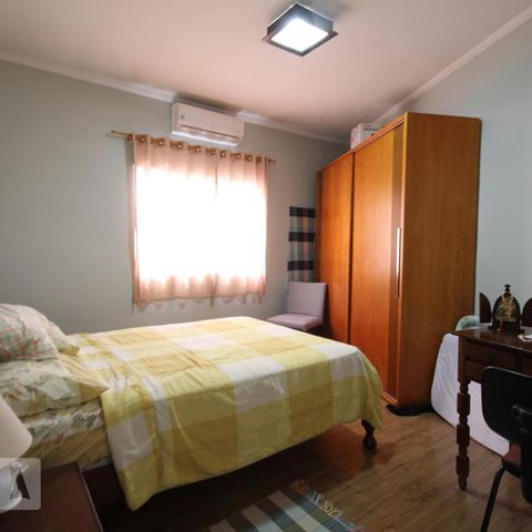 Casa de condomínio à venda com 237m², 3 quartos e 3 vagasSuíte 1