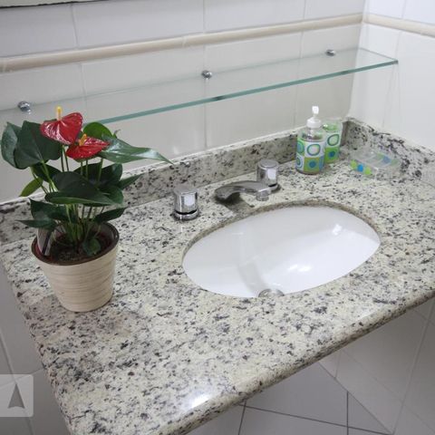 Casa de condomínio à venda com 237m², 3 quartos e 3 vagasSuíte 2