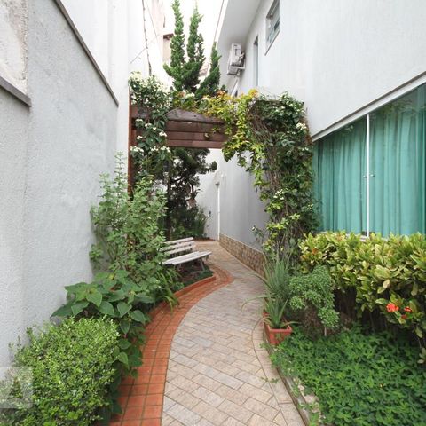 Casa de condomínio à venda com 237m², 3 quartos e 3 vagasÁrea comum