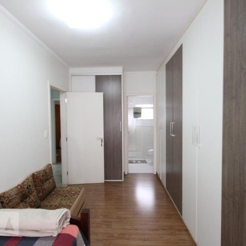 Casa de condomínio à venda com 237m², 3 quartos e 3 vagasSuíte 2