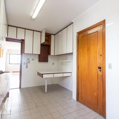 Apartamento à venda com 115m², 3 quartos e 3 vagasCozinha
