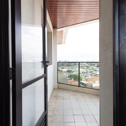 Apartamento à venda com 115m², 3 quartos e 3 vagasVaranda da sala