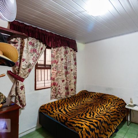 Casa para alugar com 80m², 2 quartos e 1 vaga Casa para alugar com 80m², 2 quartos e 1 vagaQuarto