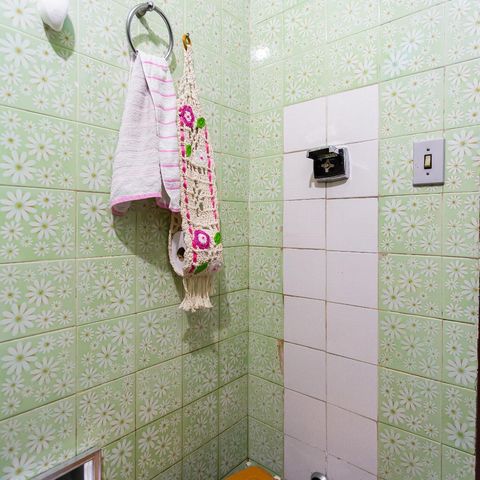Casa para alugar com 80m², 2 quartos e 1 vaga Casa para alugar com 80m², 2 quartos e 1 vagaBanheiro