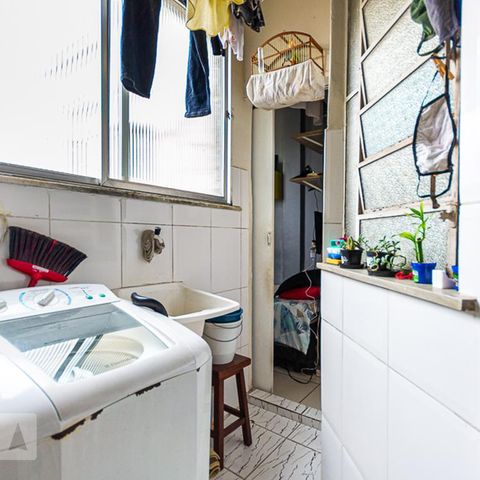 Apartamento à venda com 81m², 2 quartos e sem vaga Apartamento à venda com 81m², 2 quartos e sem vagaÁrea de Serviço