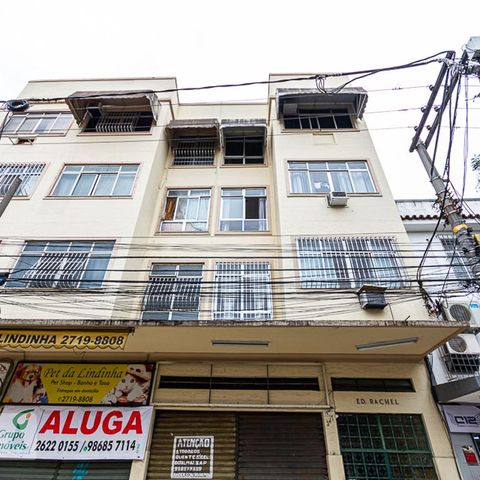 Apartamento à venda com 81m², 2 quartos e sem vaga Apartamento à venda com 81m², 2 quartos e sem vagaFachada