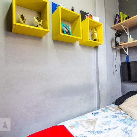 Apartamento à venda com 81m², 2 quartos e sem vaga Apartamento à venda com 81m², 2 quartos e sem vagaQuarto de Serviço