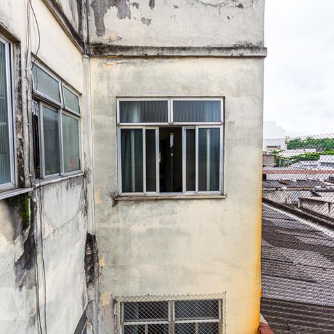 Apartamento à venda com 81m², 2 quartos e sem vaga Apartamento à venda com 81m², 2 quartos e sem vagaVista do Quarto de Serviço