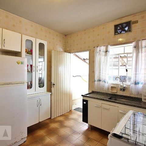 Casa à venda com 125m², 4 quartos e 4 vagasCozinha