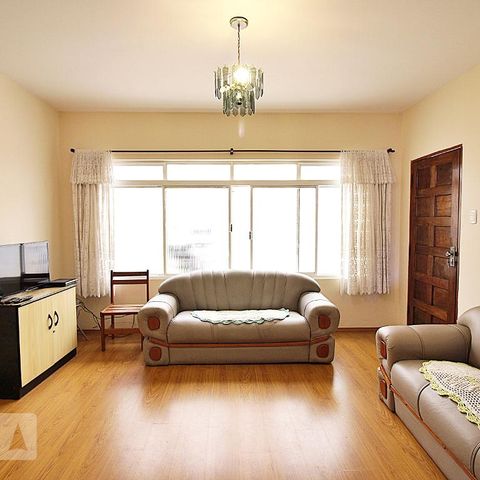 Casa à venda com 125m², 4 quartos e 4 vagasSala 