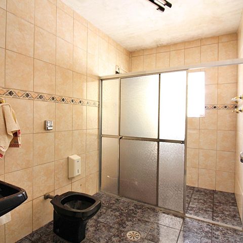 Casa à venda com 125m², 4 quartos e 4 vagasBanheiro Social 1