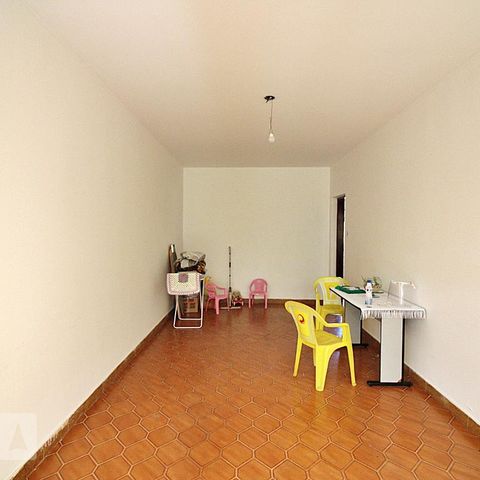 Casa à venda com 125m², 4 quartos e 4 vagasGaragem