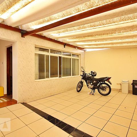 Casa à venda com 125m², 4 quartos e 4 vagasGaragem