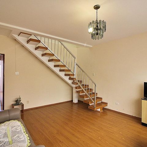 Casa à venda com 125m², 4 quartos e 4 vagasSala 