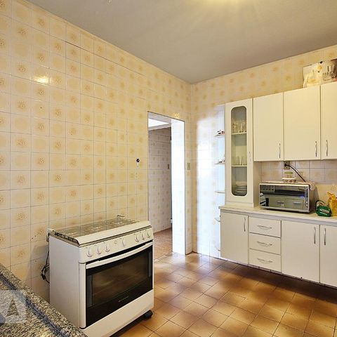 Casa à venda com 125m², 4 quartos e 4 vagasCozinha